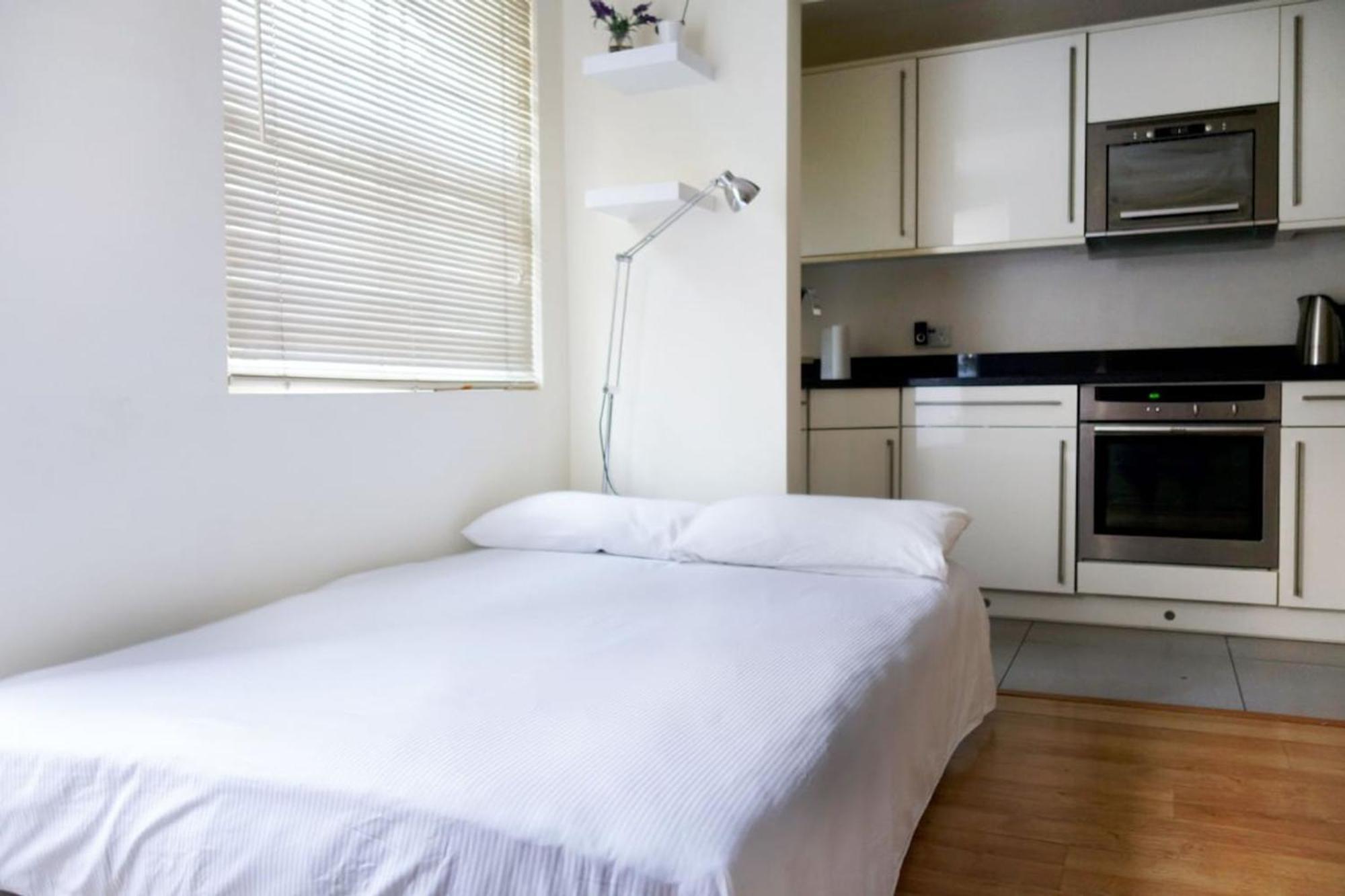 Charming Central 1 Bed Flat - Sleeps 4