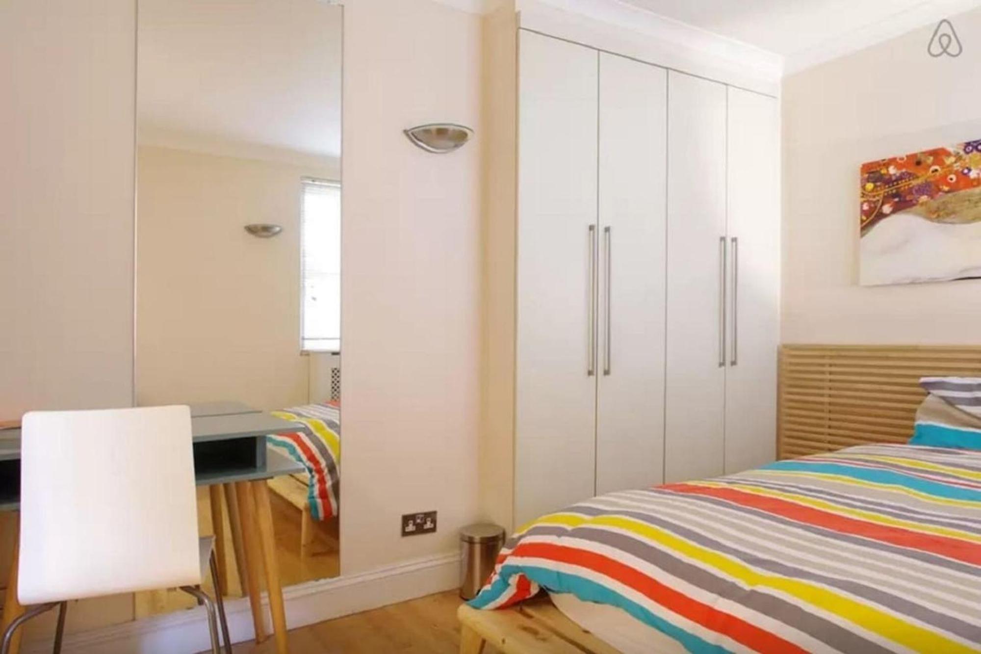 Charming Central 1 Bed Flat - Sleeps 4 Apartment *